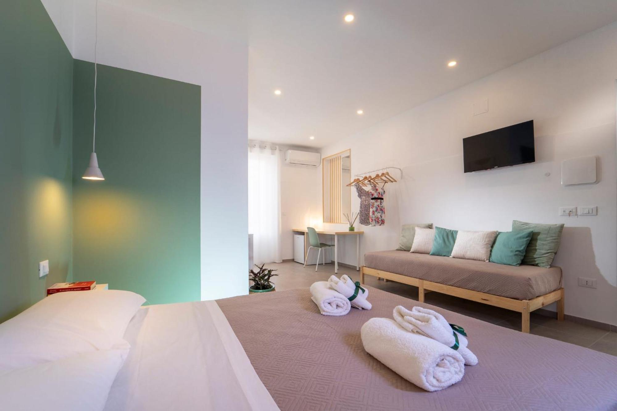 Mameri Central Rooms Кастелламмаре-дель-Голфо Экстерьер фото