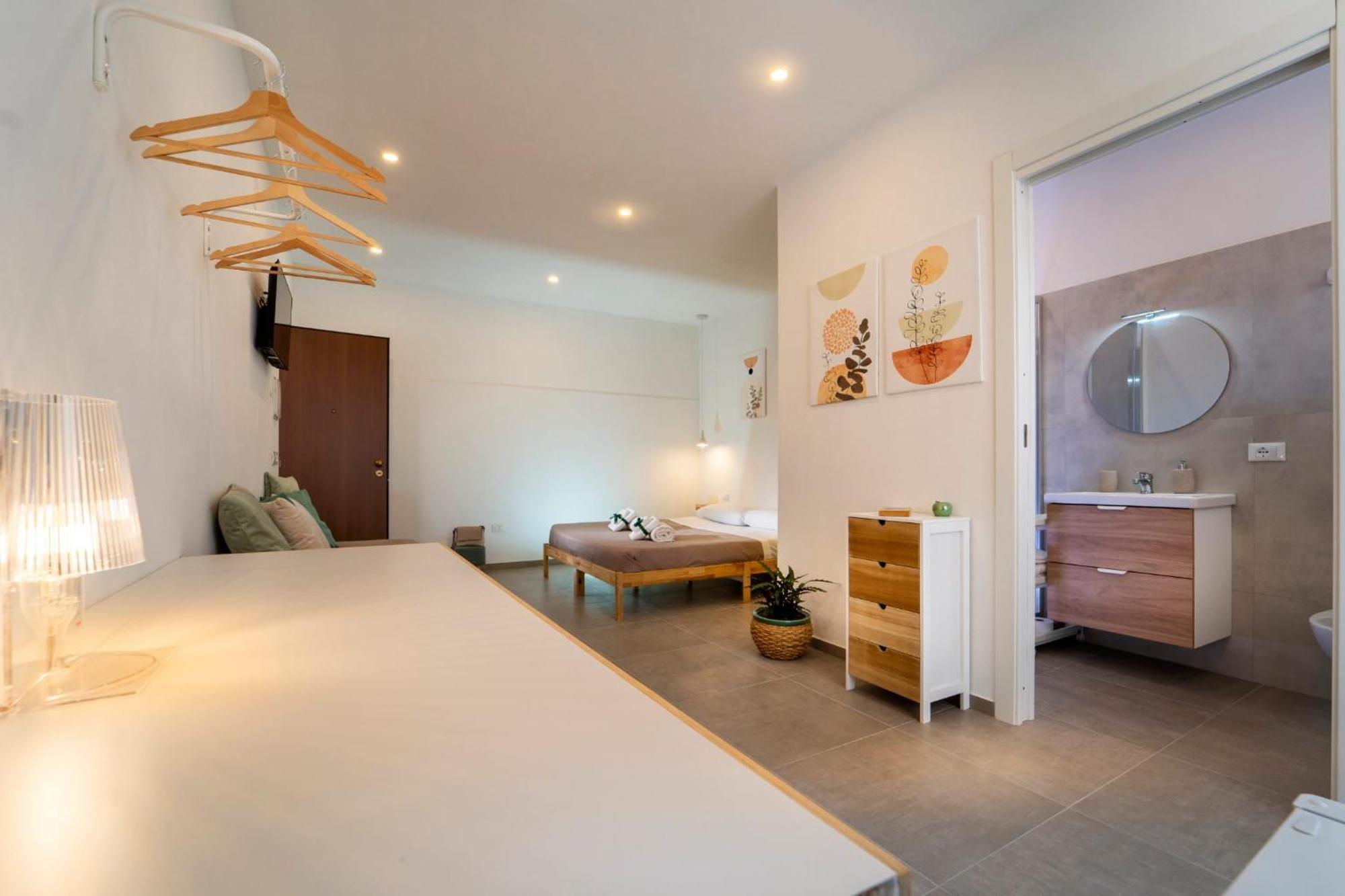 Mameri Central Rooms Кастелламмаре-дель-Голфо Экстерьер фото