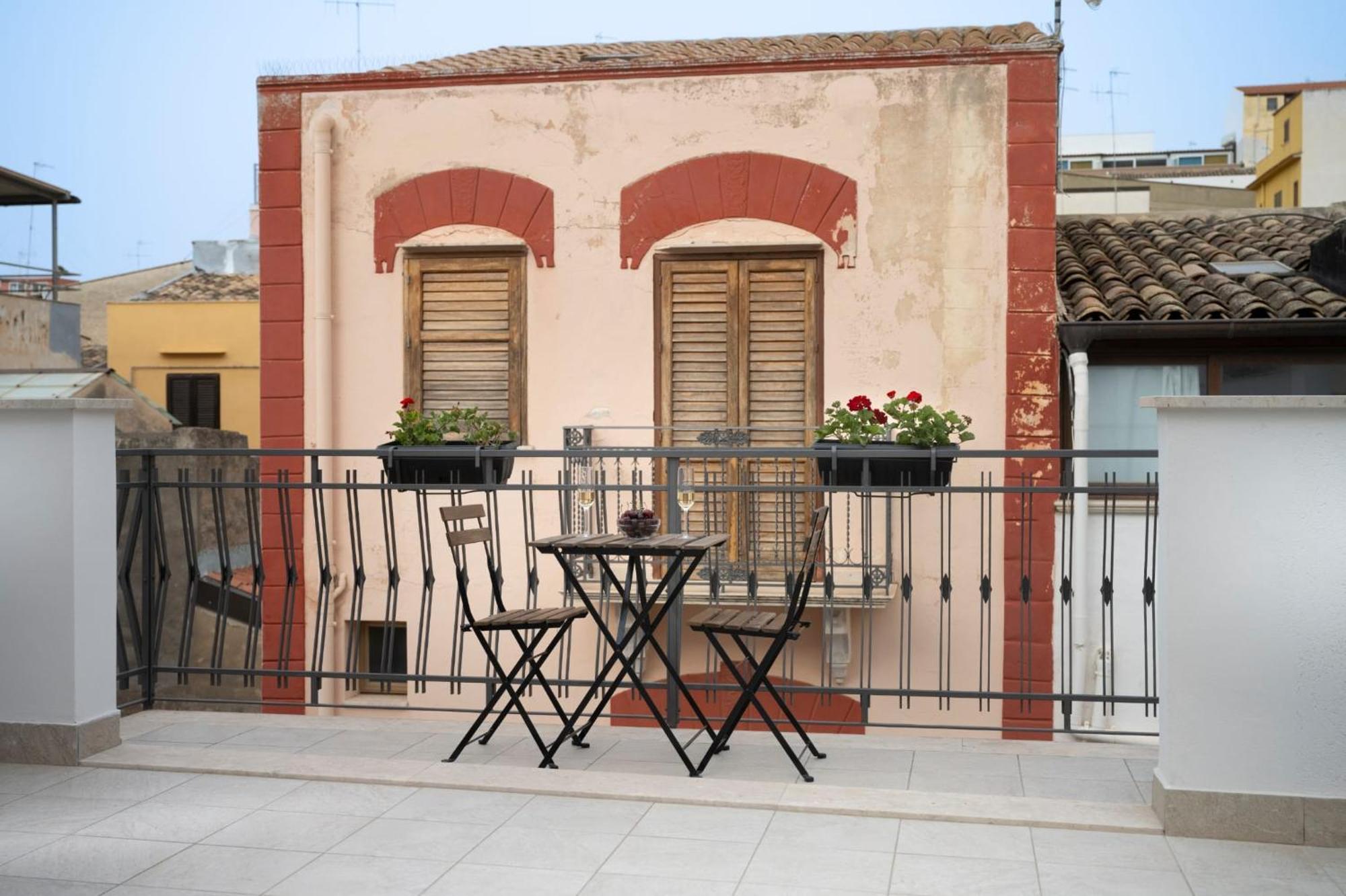 Mameri Central Rooms Кастелламмаре-дель-Голфо Экстерьер фото